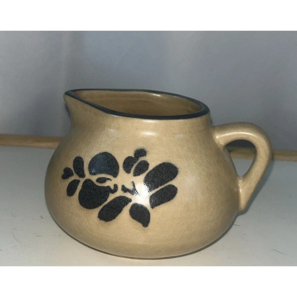Vintage Pfaltzgraff  Folk Art Gravy Boat Tan Blue Stoneware Castle Logo